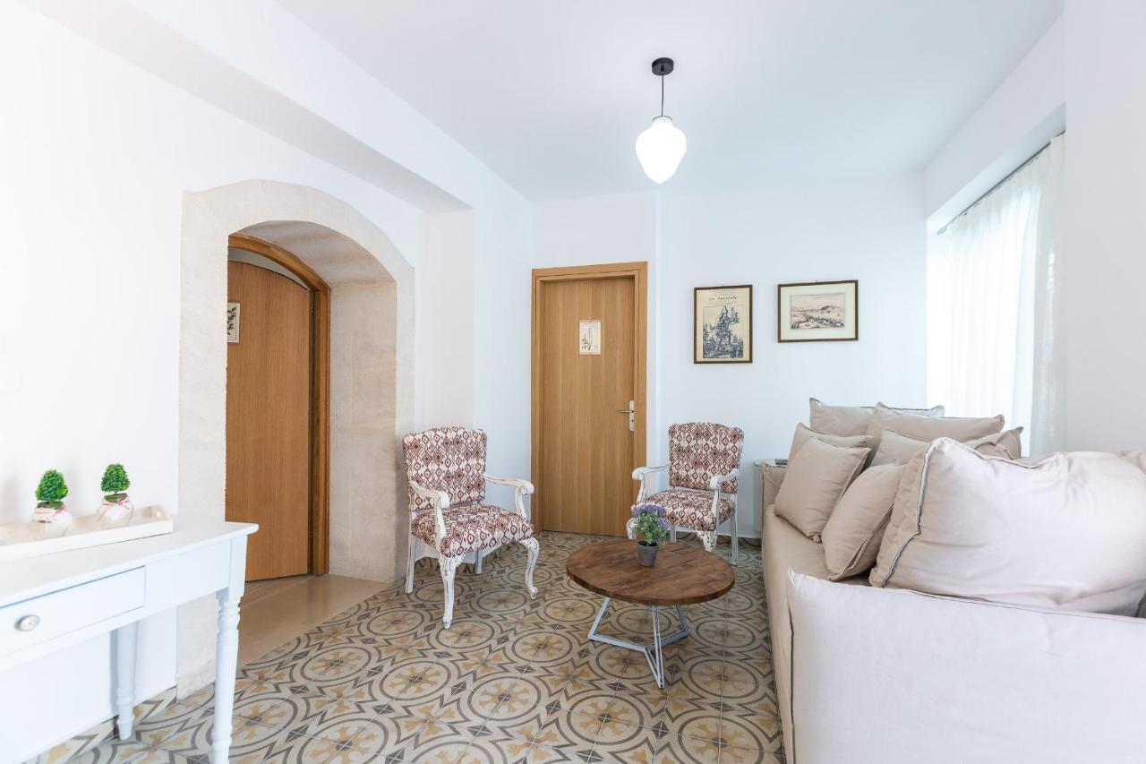 Sissi Boutique Villa Pigi  Exterior photo